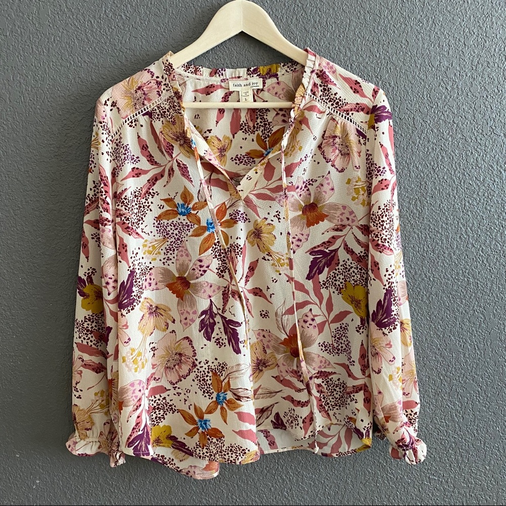 Long sleeve floral blouse